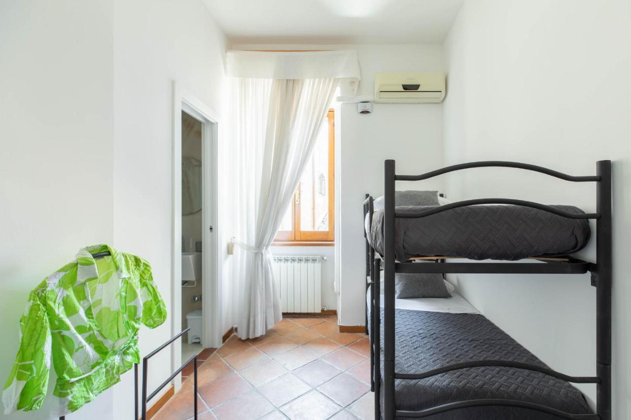 Iflat Pantheon'S Roomy And Friendly Apartment Рим Екстер'єр фото