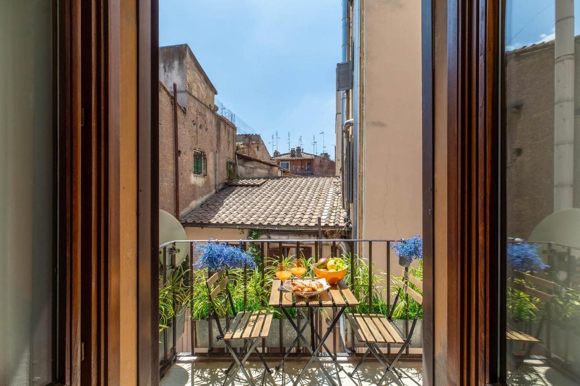 Iflat Pantheon'S Roomy And Friendly Apartment Рим Екстер'єр фото