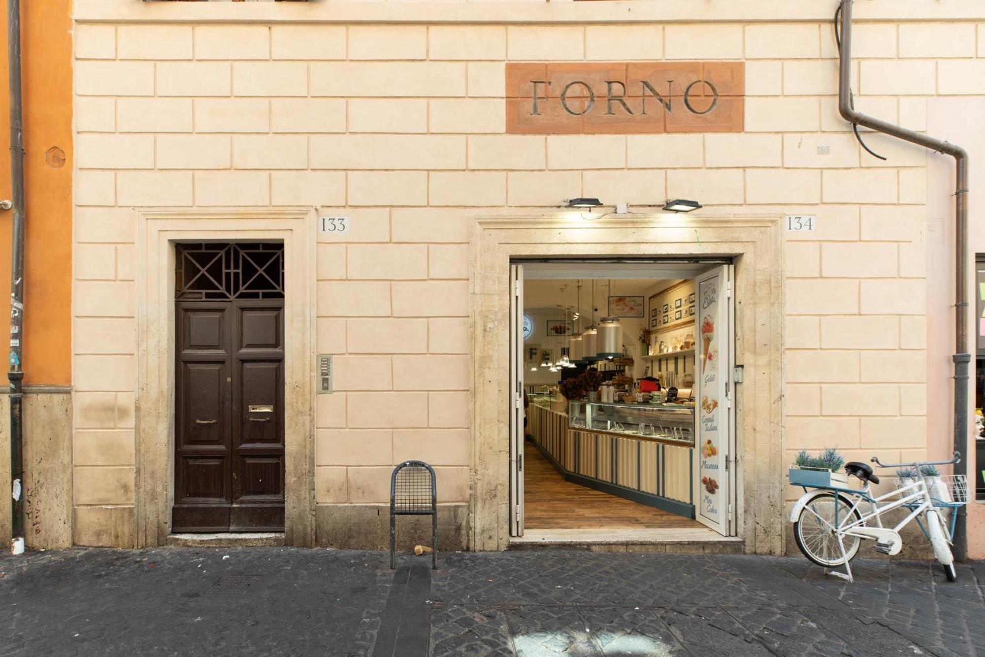 Iflat Pantheon'S Roomy And Friendly Apartment Рим Екстер'єр фото